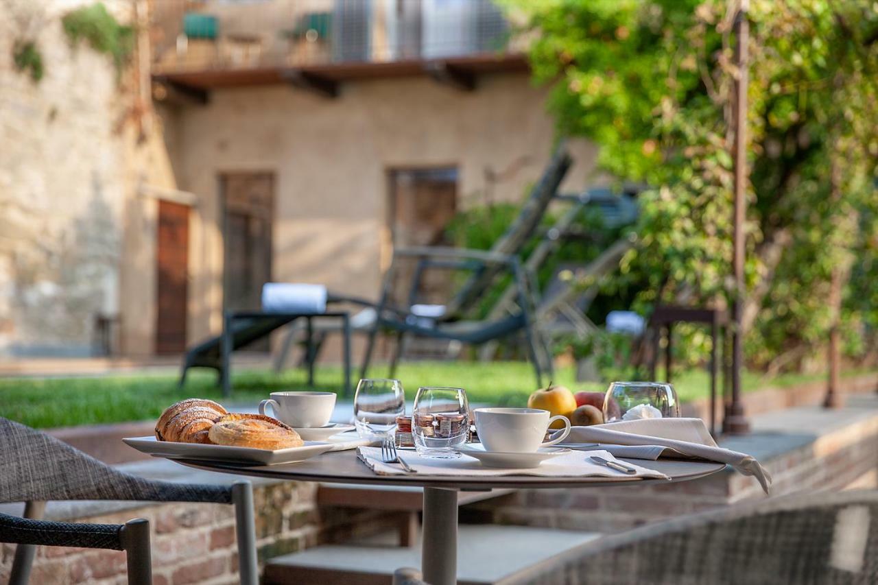 グアレーネ Il Cortile Di San Michele Bed & Breakfast エクステリア 写真